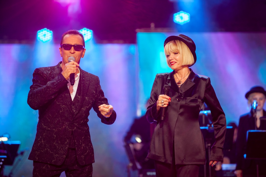 Александр Буйнов, Лайма Вайкуле